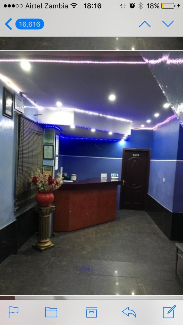 Crown Palace Inn Lusaka Kültér fotó