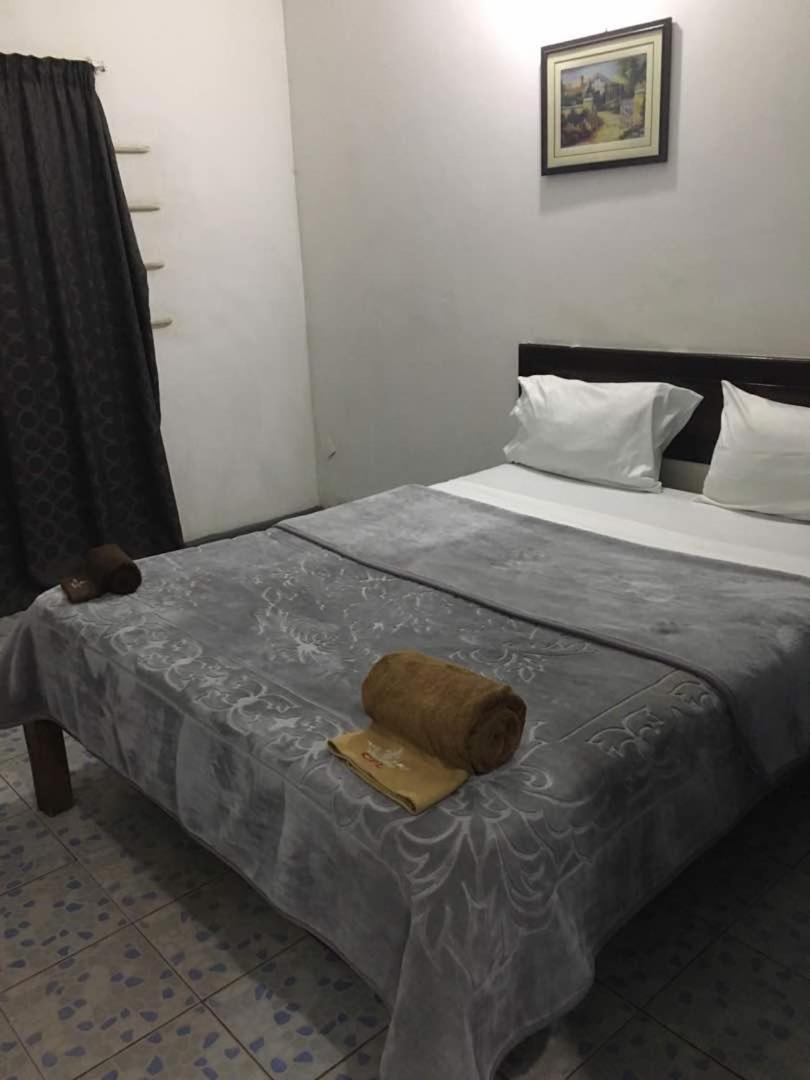 Crown Palace Inn Lusaka Kültér fotó